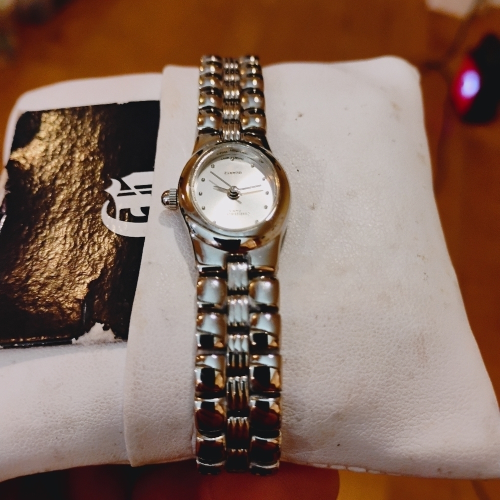 Vintage Charles Hubert Quartz Silver Tone Watch.​ 8"​​​ - Picture 2 of 8